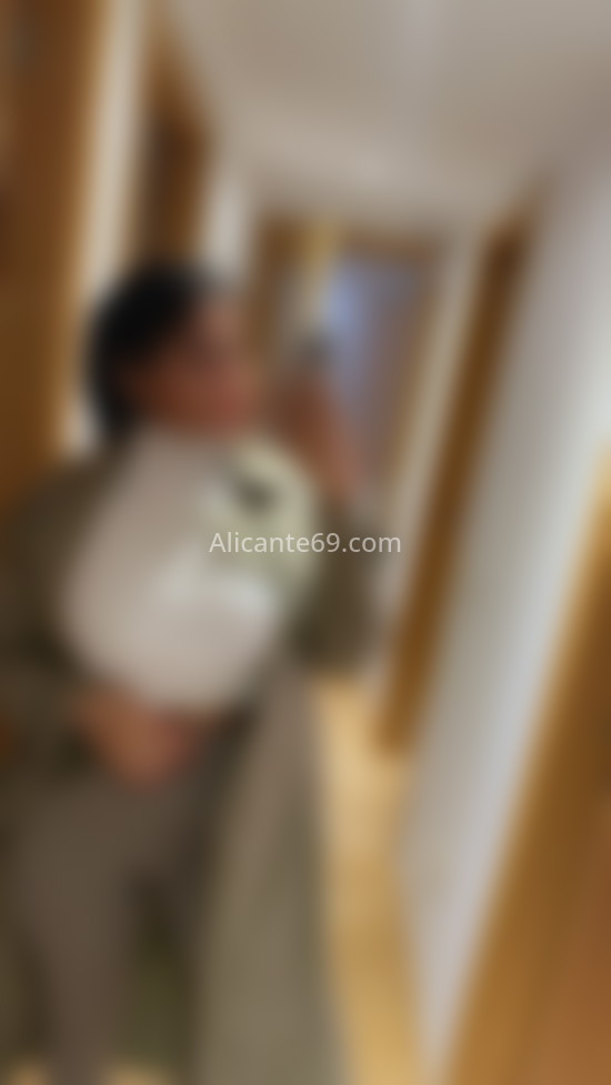 Victoria . 678941761. Citas en ALICANTE, ALICANTE. www.alicante69.com.