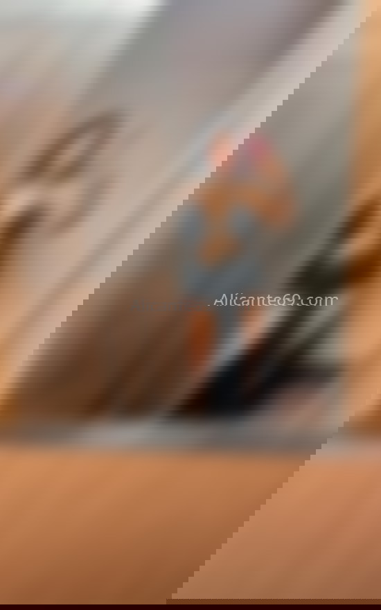 Barbara, venezolana 28 años. 634015438. Citas en ALICANTE, ALICANTE. www.alicante69.com.