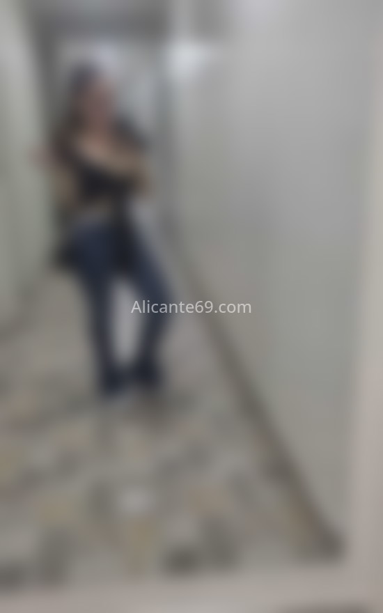Zara . 611318073. Citas en ALICANTE, ALICANTE. www.alicante69.com.