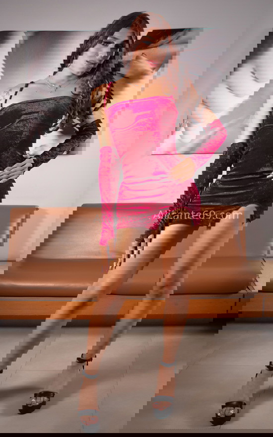 Emily, trans latina 24 años. 603998890. Citas en ALICANTE, ALICANTE. www.alicante69.com.