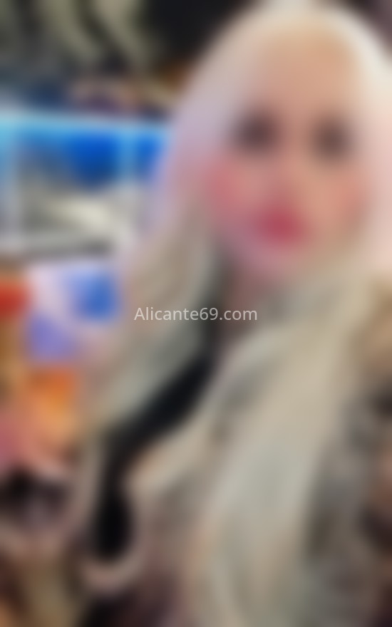 Adri, venezolana . 613820605. Citas en ALICANTE, ALICANTE. www.alicante69.com.