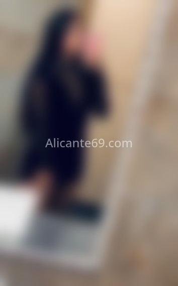 Sofia, educada y elegante colombiana. 631448572. Citas en ALICANTE, ALICANTE. www.alicante69.com.