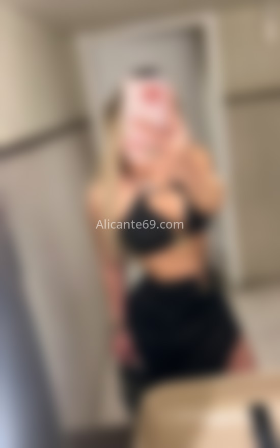 Cloe, chica uruguaya recién llegada. 614262112. Citas en ALICANTE, ALICANTE. www.alicante69.com.
