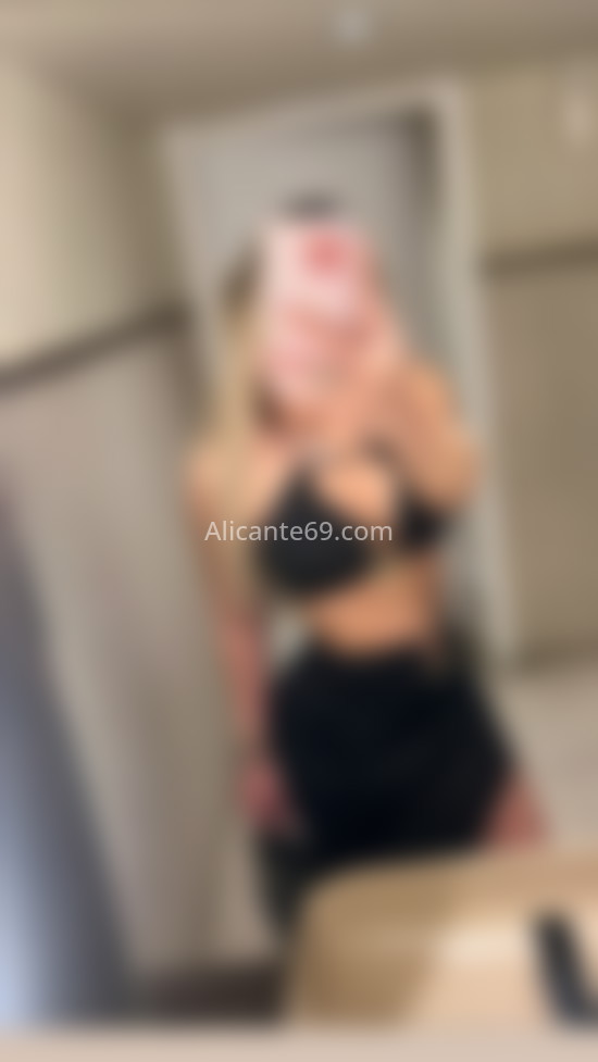 Cloe, chica uruguaya recién llegada. 614262112. Citas en ALICANTE, ALICANTE. www.alicante69.com.