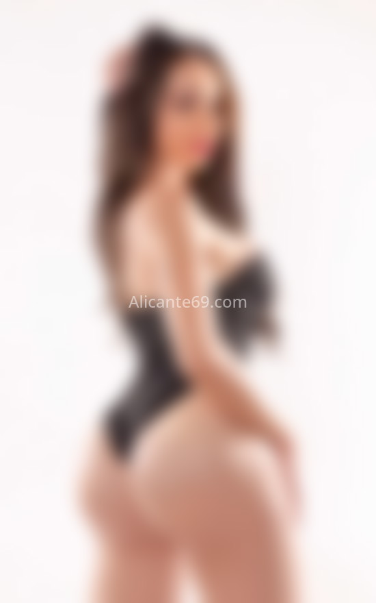 Xiomara, autentica y única chica trans. 674013660. Citas en ALICANTE, ALICANTE. www.alicante69.com.