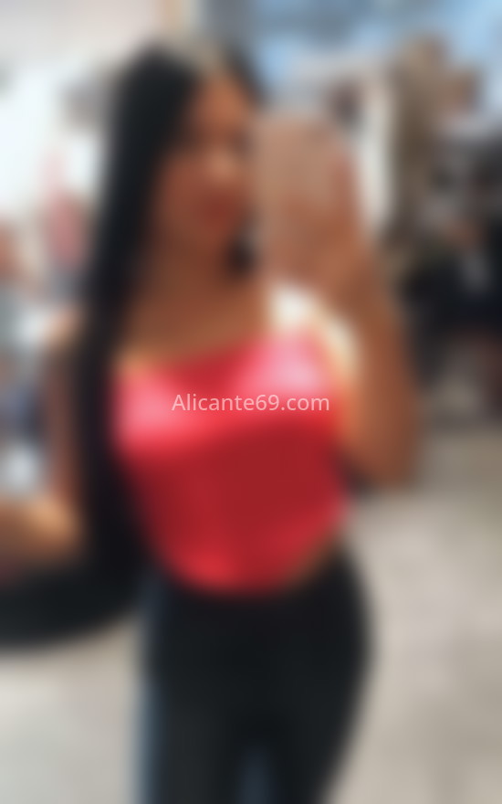 Soffia, guapa y elegante acompañante. 614165715. Citas en ALICANTE, ALICANTE. www.alicante69.com.