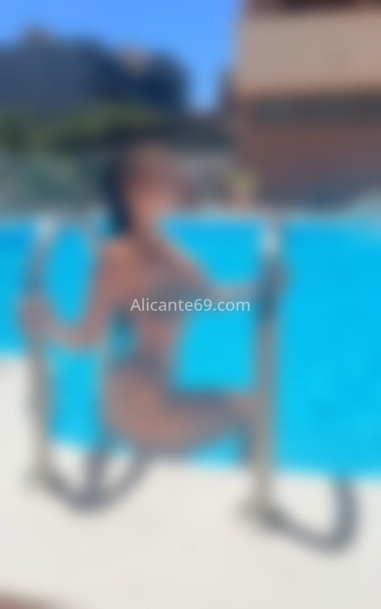 Andrea, por primera vez en Alicante. 607080322. Citas en ALICANTE, ALICANTE. www.alicante69.com.