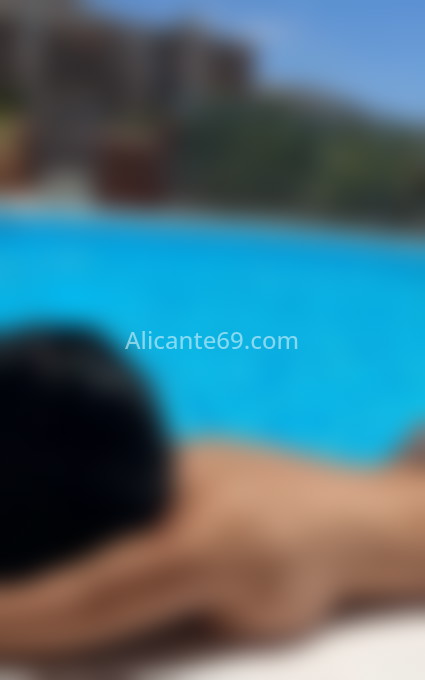 Andrea, por primera vez en Alicante. 607080322. Citas en ALICANTE, ALICANTE. www.alicante69.com.
