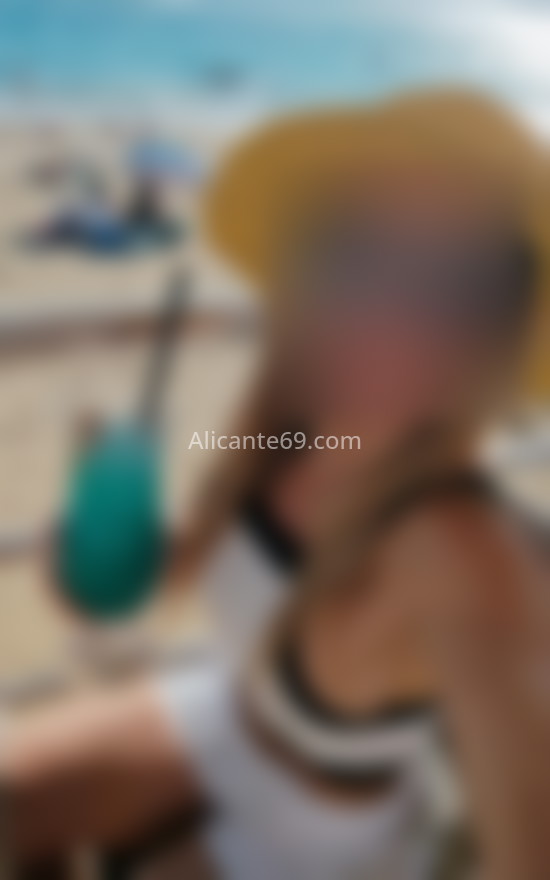 Valentina, brasileña. 658271681. Citas en ALICANTE, ALICANTE. www.alicante69.com.