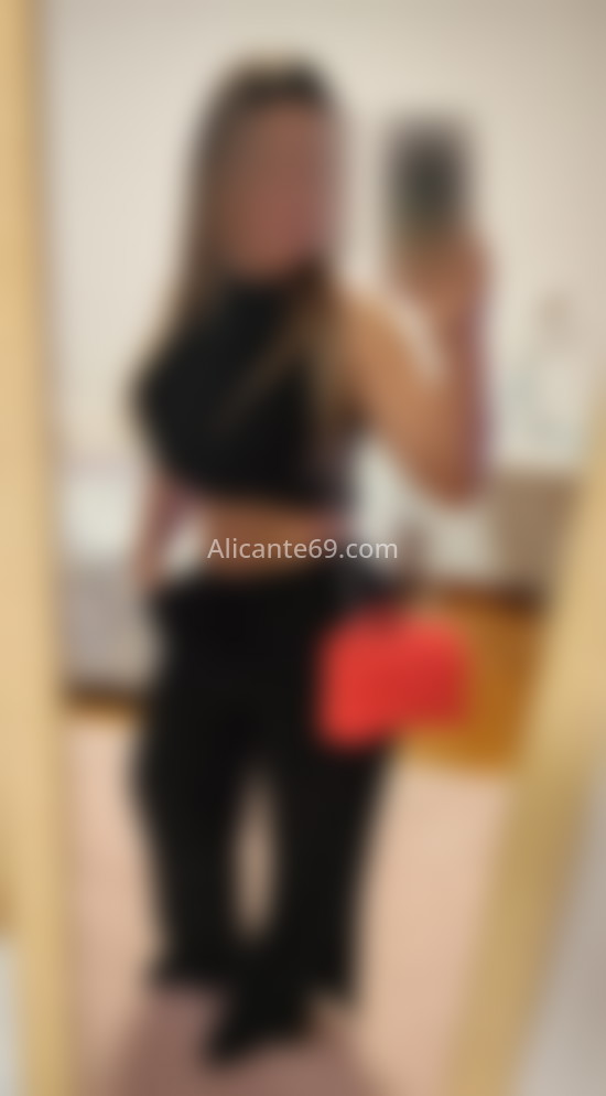 Valentina, brasileña. 658271681. Citas en ALICANTE, ALICANTE. www.alicante69.com.