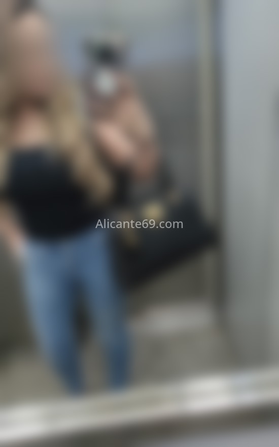 Valentina, brasileña. 658271681. Citas en ALICANTE, ALICANTE. www.alicante69.com.