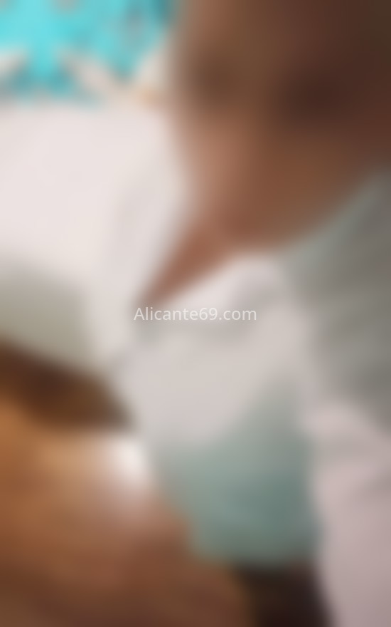 Mara, masajista profesional. 666002252. Citas en ALICANTE, ALICANTE. www.alicante69.com.
