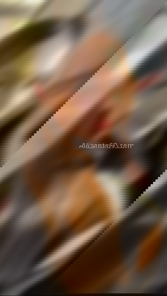 Celeste, colombiana muy diverida. 642499545. Citas en ALICANTE, ALICANTE. www.alicante69.com.
