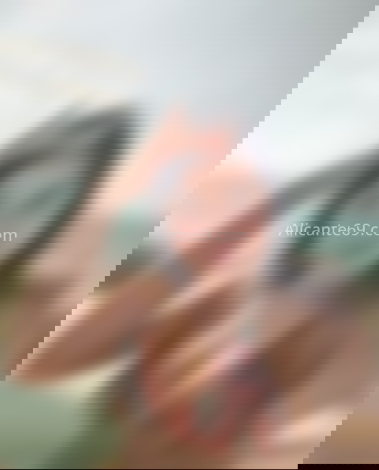 Dulce Samantha, 22 años. 613962500. Citas en ALICANTE, ALICANTE. www.alicante69.com.