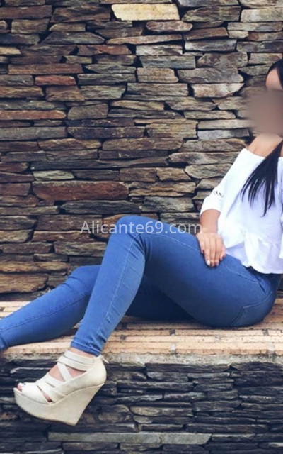 Tamara, española morena y delgadita . 678853658. Citas en ALICANTE, ALICANTE. www.alicante69.com.
