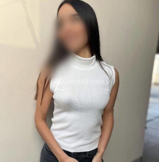 Tamara, española morena y delgadita . 678853658. Citas en ALICANTE, ALICANTE. www.alicante69.com.