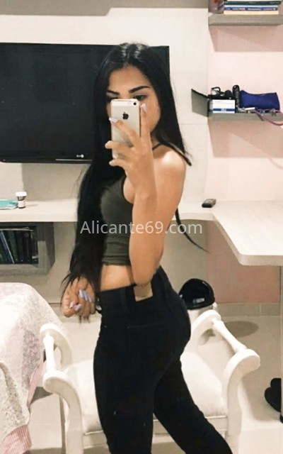 Tamara, española morena y delgadita . 678853658. Citas en ALICANTE, ALICANTE. www.alicante69.com.