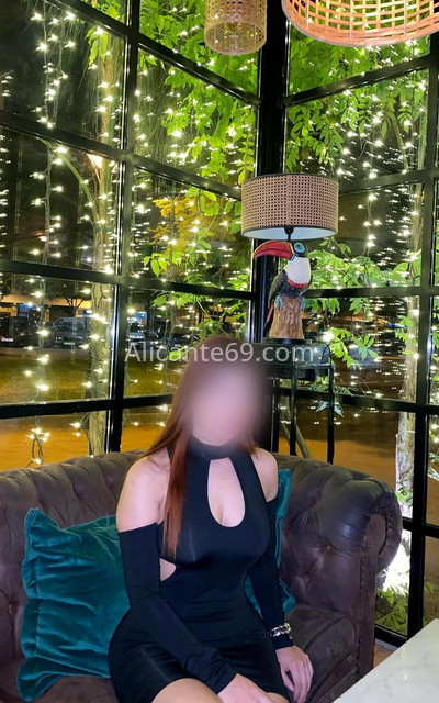 Daniela, joven venezolana de 22 años . 611833483. Citas en ALICANTE, ALICANTE. www.alicante69.com.