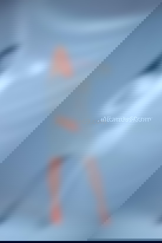 Irina, mujer rusa. 608828312. Citas en ALICANTE, ALICANTE. www.alicante69.com.