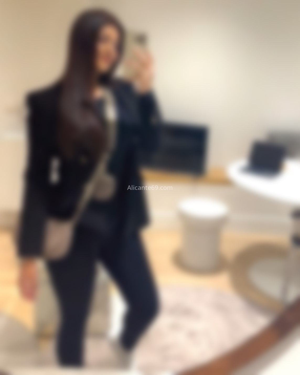 Hermosa trans latina. 632911095. Citas en ALICANTE, ALICANTE. www.alicante69.com.
