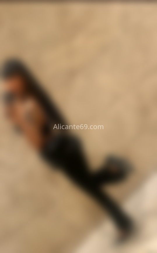 Karol, trans morena argentina. 692808810. Citas en ALICANTE, ALICANTE. www.alicante69.com.