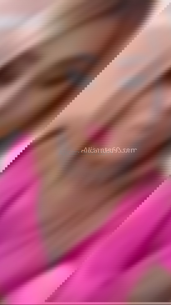 Rebecca, hermosa trans latina. 631649538. Citas en ALICANTE, ALICANTE. www.alicante69.com.