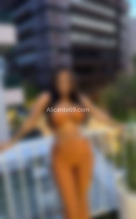 Valeria, colombiana de 27 años. 687130765. Citas en ALICANTE, ALICANTE. www.alicante69.com.