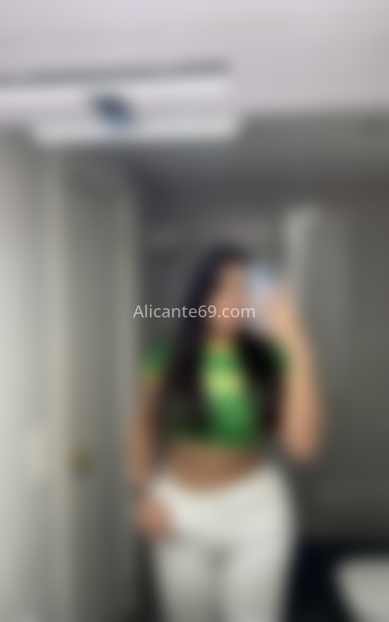 Nicolly Bolina, majísima trans brasileña. 605719496. Citas en ALICANTE, ALICANTE. www.alicante69.com.