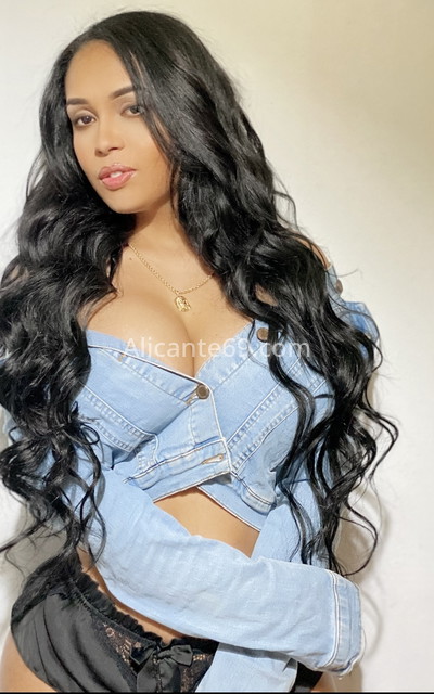 Miranda, fiestera venezolana. 641550684. Citas en ALICANTE, ALICANTE. www.alicante69.com.