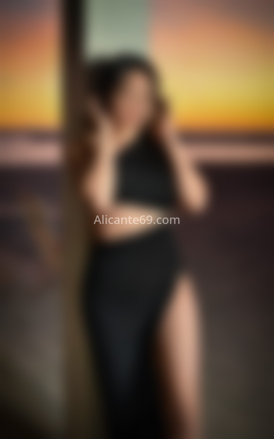 Jessi, chica hondureña. 666188475. Citas en ALICANTE, ALICANTE. www.alicante69.com.