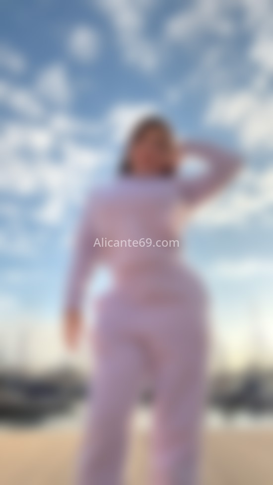 Valery, hermosa estudiante . 642479672. Citas en ALICANTE, ALICANTE. www.alicante69.com.