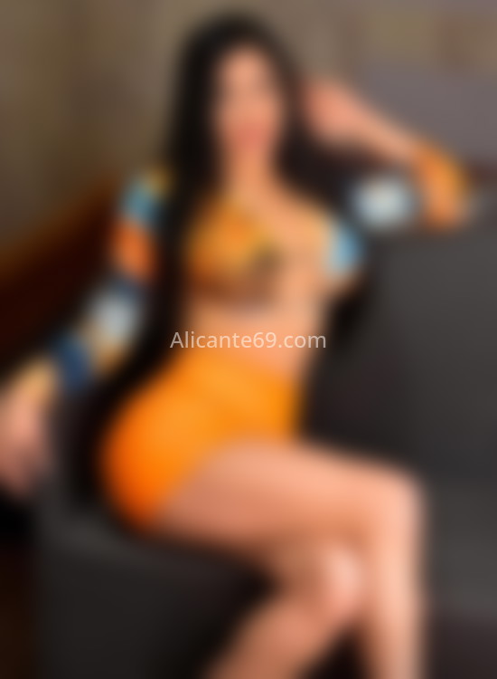 Luz, latina llamativa y deslumbrante. 642479672. Citas en ALICANTE, ALICANTE. www.alicante69.com.