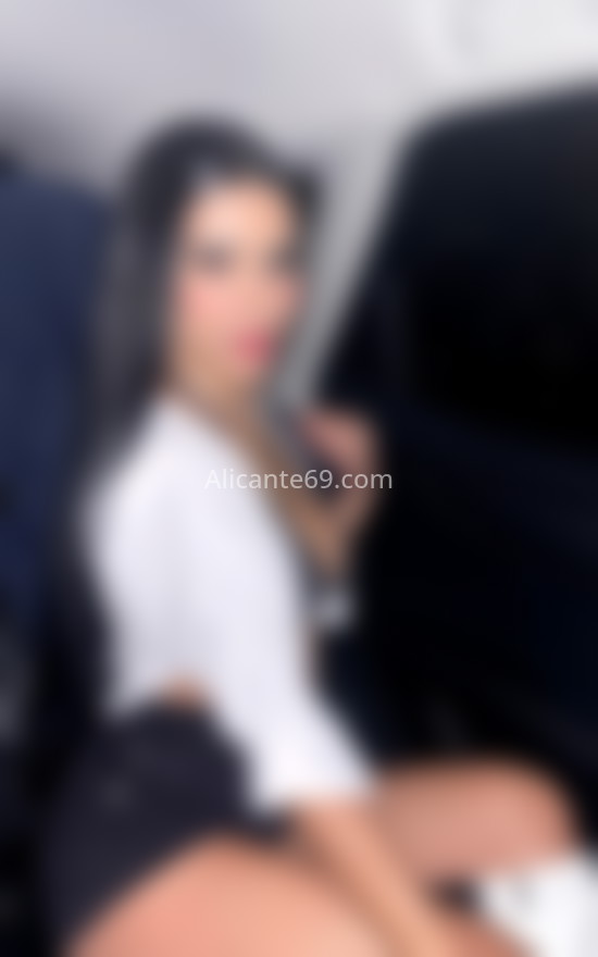 Camila, dulce y cariñosa jovencita. 642479672. Citas en ALICANTE, ALICANTE. www.alicante69.com.
