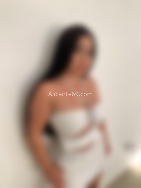 Katty, mujer latina encantadora . 677249703. Citas en ALICANTE, ALICANTE. www.alicante69.com.
