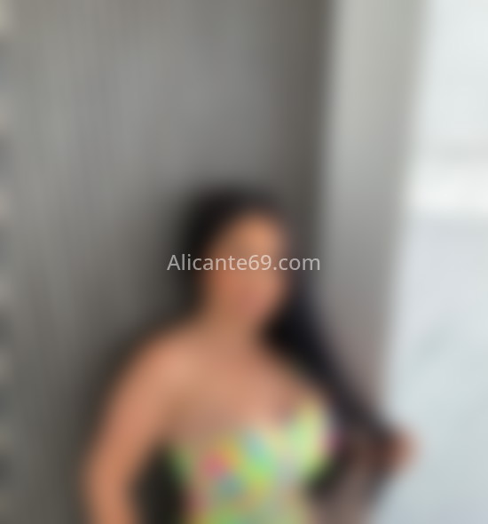 Katty, mujer latina encantadora . 677249703. Citas en ALICANTE, ALICANTE. www.alicante69.com.