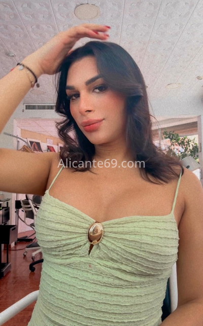 Barbie, trans venezolana por la ciudad. 631857131. Citas en ALICANTE, ALICANTE. www.alicante69.com.