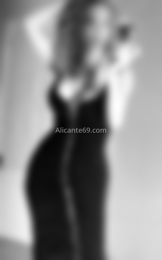 Lucía, mujer trans. 608372262. Citas en ALICANTE, ALICANTE. www.alicante69.com.