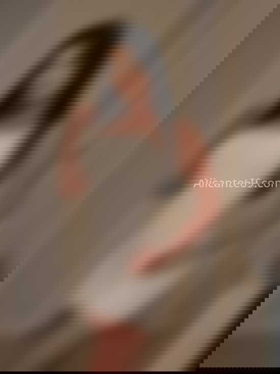 Nicol, jovencita colombiana . 637285428. Citas en ALICANTE, ALICANTE. www.alicante69.com.