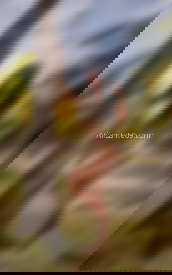 Valery, jovencita colombiana. 637285428. Citas en ALICANTE, ALICANTE. www.alicante69.com.