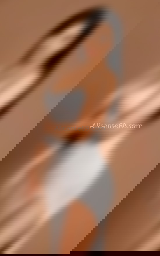 Sofi, colombiana muy maja. 637285428. Citas en ALICANTE, ALICANTE. www.alicante69.com.