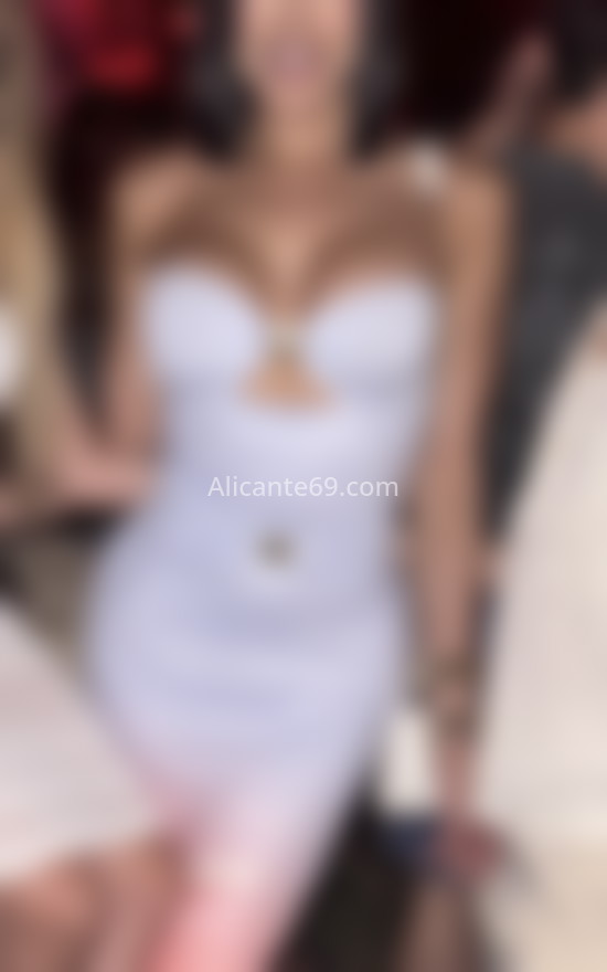 Carol, guapa trans colombiana. 615350191. Citas en ALICANTE, ALICANTE. www.alicante69.com.