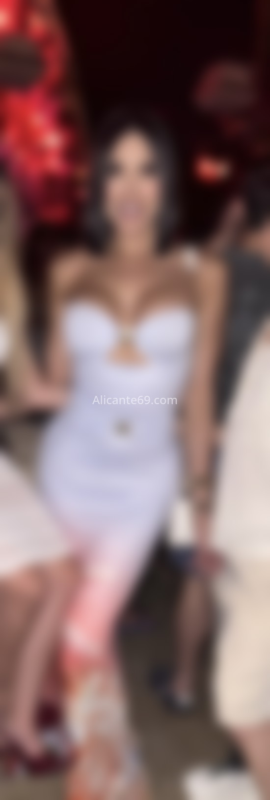 Carol, guapa trans colombiana. 615350191. Citas en ALICANTE, ALICANTE. www.alicante69.com.