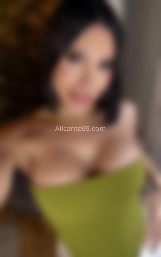 Carol, guapa trans colombiana. 615350191. Citas en ALICANTE, ALICANTE. www.alicante69.com.