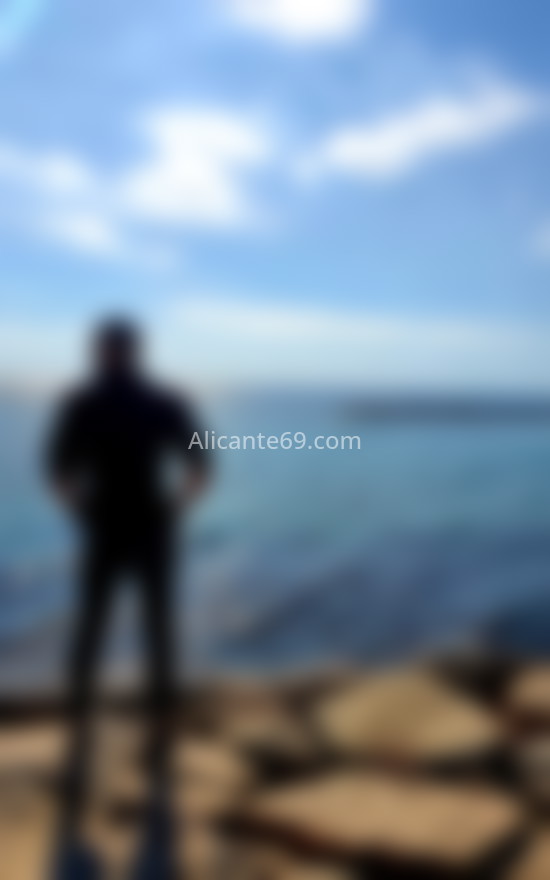 Mateo Demitri, elite male. 631032014. Citas en ALICANTE, ALICANTE. www.alicante69.com.