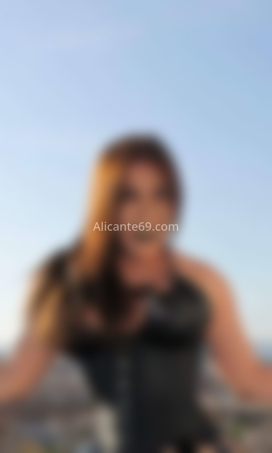 Andrea en Torrevieja. 632106055. Citas en ALICANTE, ALICANTE. www.alicante69.com.