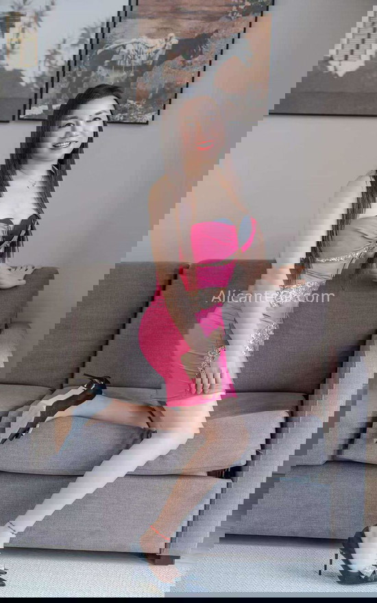 Xuluei, mujer oriental. 665482256. Citas en ALICANTE, ALICANTE. www.alicante69.com.