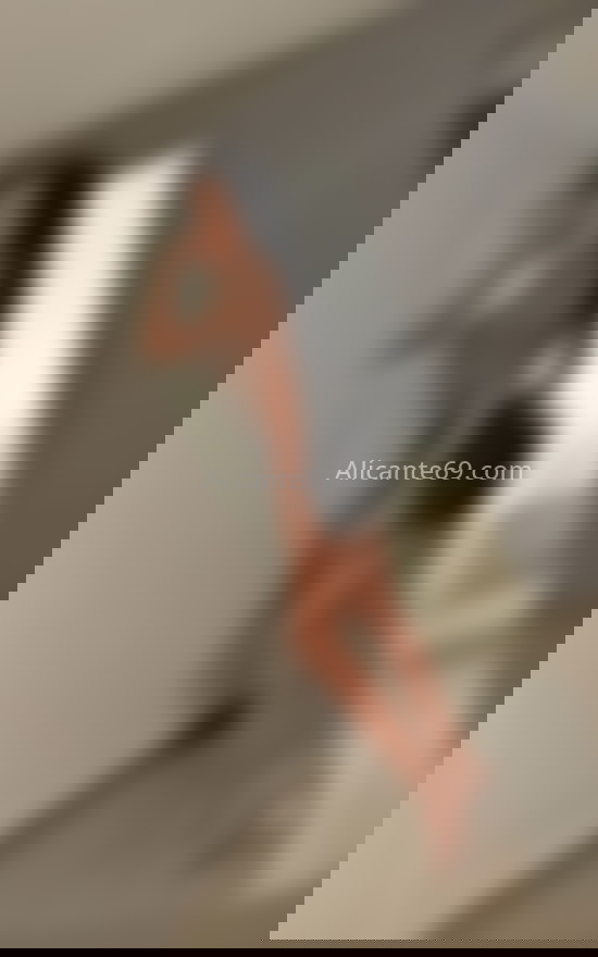 Angela, latina 26 años. 659727618. Citas en ALICANTE, ALICANTE. www.alicante69.com.