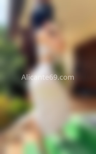 Katy, estudiante de filosofía. 659727618. Citas en ALICANTE, ALICANTE. www.alicante69.com.