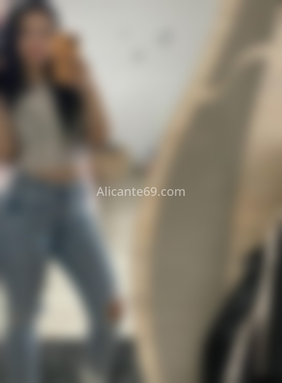 Isabela. 664331023. Citas en ALICANTE, ALICANTE. www.alicante69.com.