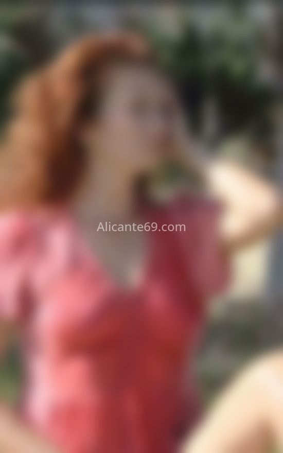 Victoria, pelirroja mujer espontánea. 691440892. Citas en ALICANTE, ALICANTE. www.alicante69.com.